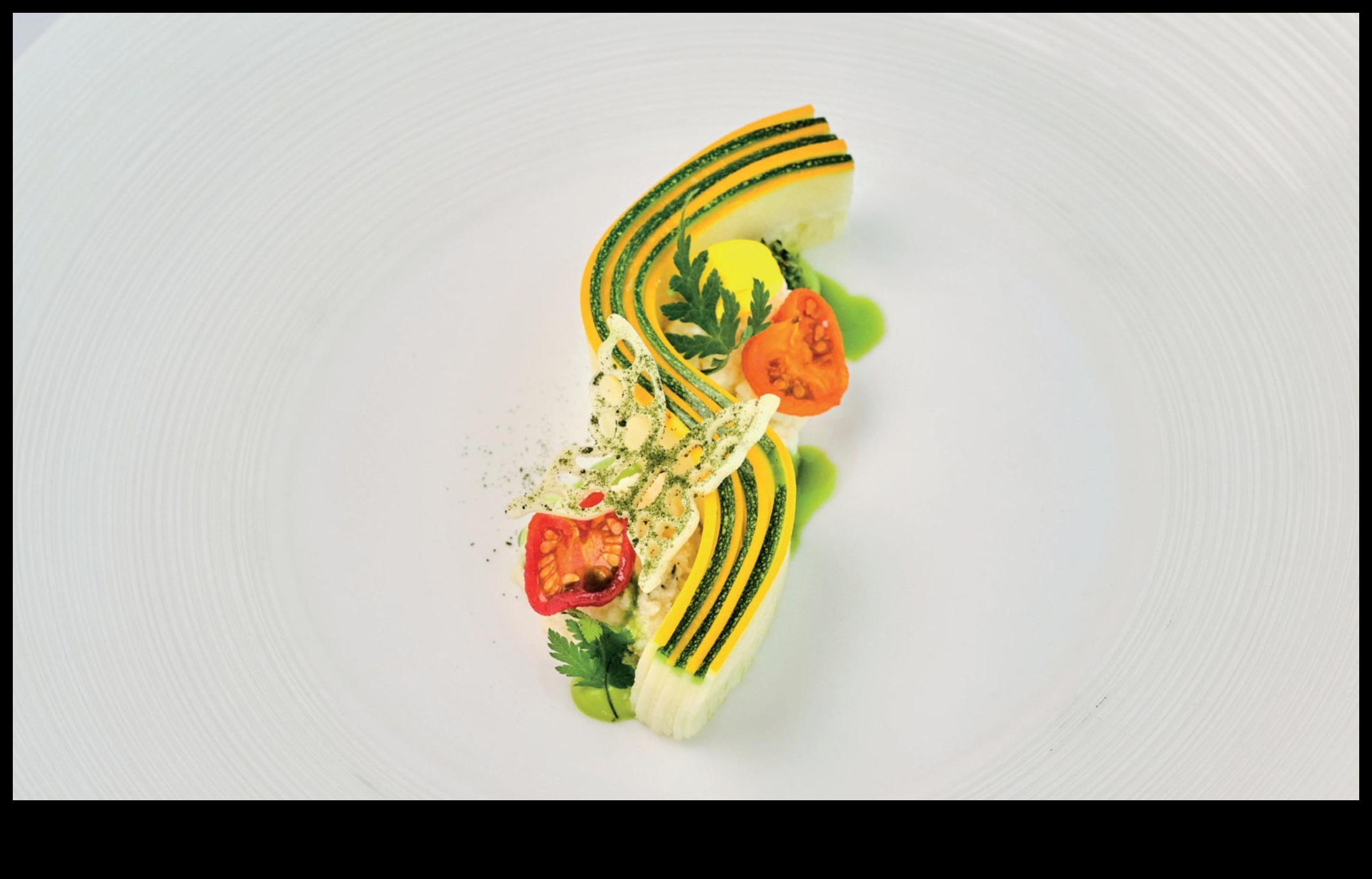 الزخارف الأبيقورية ترفع من مستوى أطباقك بجوانب غير عادية 2 الزينة الأبيقورية: يزدهر الطهي بجوانب استثنائية