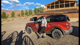 ما وراء الرصيف: الإثارة على الطرق الوعرة مع سيارات ذكية للطرق الوعرة