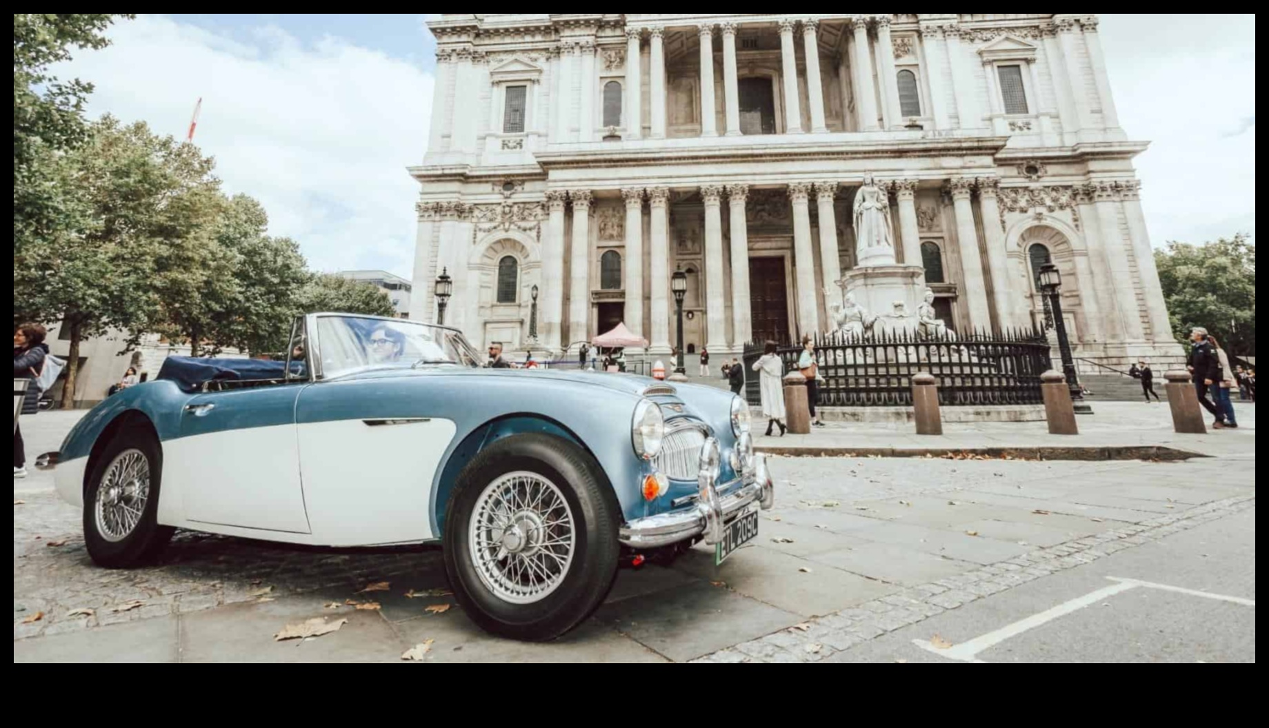 الكلاسيكيات الكهربائية: إعادة اكتشاف السيارات الكهربائية القديمة والاحتفال بها